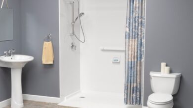 3 Benefits of Acrylic Shower Liners